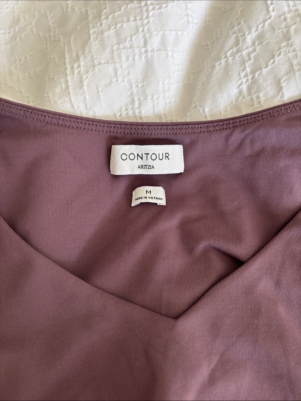 Aritzia
Contour Fixture Bodysuit Smoked Eggplant Size M - Picture 9 of 14